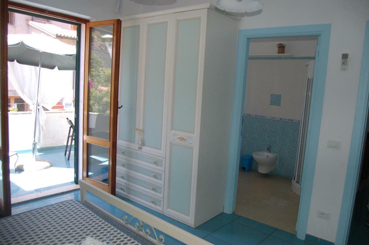 Bed and Breakfast La Rosada Giglio Porto Esterno foto