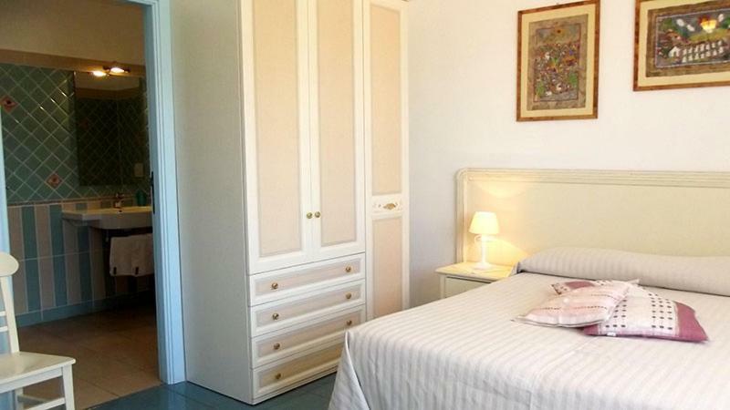 Bed and Breakfast La Rosada Giglio Porto Esterno foto